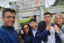 Estudantes Surdos transformam óleo usado em pesquisa científica no Paraná