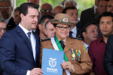 Governador Carlos Massa Ratinho Júnior participa da cerimônia de troca de comando da Polícia Militar do Paraná. O novo camandante-geral é o coronel Péricles de Matos. Ele substitui no cargo a coronel Audilene Dias Rocha. - Curitiba, 08/01/2019 - Foto: José Fernando Ogura/ANPr