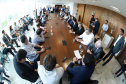 O Governador do Estado, Carlos Massa Ratinho Junior, assina o decreto que transfere a sede do governo para Cascavel, durante o Show Rural.
Curitiba,31/01/2019. Foto:Rodrigo Felix Leal/ANPr
