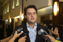 O governador Carlos Massa Ratinho Junior sancionou nesta terça-feira (05) a lei que cria o Programa de Parcerias do Paraná (PAR) e institui um Fundo para o Desenvolvimento de Projetos de Infraestrutura (Funpar). A assinatura aconteceu no Paraná Day, evento realizado em Curitiba com a presença de mais de 100 investidores do País e do exterior. _ Curitiba, 05/02/2019 - Foto: Jaelson Lucas/ANPr