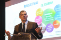 O governador Carlos Massa Ratinho Junior sancionou nesta terça-feira (05) a lei que cria o Programa de Parcerias do Paraná (PAR) e institui um Fundo para o Desenvolvimento de Projetos de Infraestrutura (Funpar). A assinatura aconteceu no Paraná Day, evento realizado em Curitiba com a presença de mais de 100 investidores do País e do exterior. Na imagem, Allan Costa, presidente da Celepar. - Curitiba, 05/02/2019 - Foto: Jaelson Lucas/ANPr
