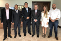 A implantação do Programa de Integridade e Compliance na administração pública do Paraná está chamando a atenção de especialistas. O controlador-geral do Estado, Raul Siqueira, recebeu nesta sexta-feira, 8, no Palácio Iguaçu, o ex-ministro Luiz Navarro e seus sócios do escritório Hage, Navarro, Fonseca, Suzart & Prudêncio Consultoria em Compliance.  -  Curitiba, 08/02/2019  -  Foto: Divulgação CGE