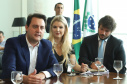 O governador Carlos Massa Ratinho Junior se reuniu nesta segunda-feira (11), no Palácio Iguaçu, com prefeitos da Associação dos Municípios do Médio Paranapanema (Amepar), que congrega 22 cidades e uma população de cerca de 1 milhão de habitantes.  -  Curitiba, 11/02/2019  -  Foto: Rodrigo Félix Leal/ANPr