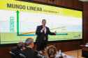 Allan Costa, presidente da Companhia de Tecnologia da Informação e Comunicação do Paraná (Celepar) durante reunião com a equipe de governo. - Curitiba, 07/02/2019 -Foto: Geraldo Bubniak/ANPr