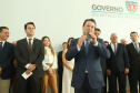 O governador Carlos Massa Ratinho Junior deu posse, em cerimônia no Palácio Iguaçu, ao secretário de Estado do Desenvolvimento Sustentável e Turismo, Marcio Nunes, e aos presidentes das autarquias vinculadas à pasta. Foram empossados os presidentes do Instituto Água e Terra, Everton Souza; do Simepar, Eduardo Alvin; da Paraná Desenvolvimento, Eduardo Bekin; e da Paraná Turismo, João Jacob Mehl. - Curitiba, 12/02/2019 - Foto: Rodrigo Félix Leal/ANPr