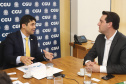 O governador Carlos Massa Ratinho Junior reuniu-se nesta terça-feira (12), em Brasília, com o ministro da Controladoria-Geral da União, Wagner de Campos Rosário, para apresentar o Programa Estadual de Integridade e Compliance, do Governo do Paraná. O controlador-geral do Estado, Raul Siqueira, também participou.  -  BRasília, 12/02/2019  -  Foto: Rodrigo Félix Leal/ANPr