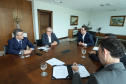 O governador Carlos Massa Ratinho Junior e o presidente da Federação das Indústrias do Paraná (Fiep), Edson Campagnolo, assinaram nesta quinta-feira (14) um protocolo de intenções para alinhar ações conjuntas que visam o desenvolvimento do Estado.  -  Curitiba, 14/02/2019  -  Foto: Rodrigo Félix Leal/ANPr