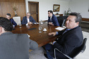 O governador Carlos Massa Ratinho Junior assina Termo de Cooperação entre FIEP e Agência Paraná de Desenvolvimento. Presentes: presidente da FIEP, Edson Campagnolo; Eduardo Bekin, diretor da Paraná Desenvolvimento; Márcio Nunes, secretário de Desenvolvimento Sustentável e Turismo; entre outros.Curitiba, 14-02-19.Foto: Arnaldo Alves / ANPr.
