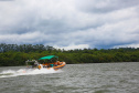 O passeio turístico inaugural da rota de Capanema sobre o Parque Nacional do Iguaçu, no Sudoeste do Paraná, aconteceu nesta sexta-feira (15). Nos mesmos moldes do trecho embaixo das cataratas de Foz do Iguaçu, a operação nesse outro ponto do rio permitirá a exploração do ecoturismo sobre diversas ilhas, trilhas e cachoeiras que compõem o ecossistema local.  -  Capanema, 15/02/2019  - Foto: Jaelson Lucas/ANPr