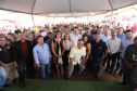Quarenta e nove famílias de Florestópolis, município da região Norte do Paraná, concretizaram nesta sexta-feira (22) o sonho da casa própria. Elas vão morar no Residencial José Alves dos Santos, inaugurado pelo governador Carlos Massa Ratinho Junior, pelo presidente da Companhia de Habitação do Paraná (Cohapar), Jorge Lange, e o prefeito Nelson Correia Junior. - Florestópolis, 22/01/2019 - Foto: José Fernando Ogura/ANPr