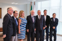 O governador em exercício Darci Piana recebe o presidente da Paraná Turismo, João Jacob Mehl e representantes do G5 nesta quinta-feira (7) no Palácio Iguaçu. Curitiba, 07/03/2019 - Foto: Geraldo Bubniak/ANPr