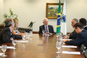 O governador em exercício Darci Piana recebe o presidente da Paraná Turismo, João Jacob Mehl e representantes do G5 nesta quinta-feira (7) no Palácio Iguaçu. Curitiba, 07/03/2019 - Foto: Geraldo Bubniak/ANPr