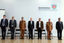O governador em exercício Darci Piana participou nesta sexta-feira (8) da solenidade de encerramento do estágio de capacitação de policiais em segurança de dignitários. O curso, que começou em fevereiro deste ano, teve o objetivo de aperfeiçoar policiais do Paraná, Mato Grosso do Sul e Distrito Federal que atuam na segurança de autoridades. A cerimônia ocorreu no Palácio Iguaçu, em Curitiba.Foto Gilson Abreu/ANPr