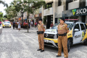 O 12º Batalhão da Polícia Militar do Paraná decidiu manter o efetivo que atende a área central de Curitiba exclusivamente feminino, nesta sexta-feira, 8 de Março. O policiamento de radiopatrulha é feito por mulheres. A iniciativa busca valorizá-las. Todas as policiais da unidade, tanto do serviço operacional quando do administrativo se reuniram as 6 horas no batalhão e, desde então, estão nas ruas do centro da capital atendendo ocorrências. Curitiba, 08/03/2019 - Foto: Geraldo Bubniak/ANPr