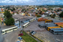 A Coordenação da Região Metropolitana de Curitiba (Comec) e a Viação Santo Ângelo, de Colombo, acabam de lançar um projeto-piloto para utilização de um novo modelo de ônibus multimodal, um veículo capaz de operar linhas comuns, aquelas com embarque convencional pelo lado direito dos ônibus, e ainda as linhas tipo Ligeirinho, com embarque em estações-tubo ou plataformas nos terminais. Colombo, 13/03/2019.
Foto: Maurilio Cheli/ANPr