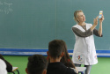 As aulas têm sido produtivas e aprimoradas com o uso desses recursos e os alunos estão adquirindo uma nova cultura em relação ao uso do celular em sala de aula, utilizando a ferramenta para fins pedagógicos”, disse a professora de Química, Solene Forteski. Foto: Arnaldo Alves/ANPr