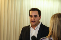 O governador Carlos Massa Ratinho Junior na apresentação das diretrizes da Celepar nesta sexta-feira (15) no Teatro Bom Jesus em Curitiba. Curitiba, 15/03/2019 - Foto: Geraldo Bubniak/ANPr