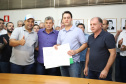O governador Carlos Massa Ratinho Junior confirmou neste sábado (16) investimentos de R$ 2,82 milhões em obras e compra de máquinas e veículos para oito municípios da região Noroeste do Estado. Foram assinadas, na ExpoParanavaí, um dos principais eventos do agronegócio do Paraná, autorizações e homologações. - Paranavaí, 16/03/2019 - Foto: José Fernando Ogura/ANPr