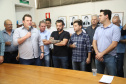 O governador Carlos Massa Ratinho Junior confirmou neste sábado (16) investimentos de R$ 2,82 milhões em obras e compra de máquinas e veículos para oito municípios da região Noroeste do Estado. Foram assinadas, na ExpoParanavaí, um dos principais eventos do agronegócio do Paraná, autorizações e homologações. - Paranavaí, 16/03/2019 - Foto: José Fernando Ogura/ANPr