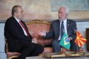 Vice-governador Darci Piana recebe o embaixador da República da Macedônia do Norte, Ivica Bocevski  -  Curitiba, 18/03/2019  - Foto: José Fernando Ogurta/ANPr
