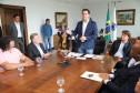 O governador Carlos Massa Ratinho Massa sanciona  a lei que institui o Dia Estadual de Luta pela Eliminação da Discriminação Racial. Foto: José Fernando Ogura/ANPr