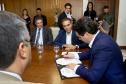 Uma nova parceria do Governo do Estado com a Volkswagen foi anunciada nesta quarta-feira (8) para investimento em ação social no Paraná. O anúncio aconteceu em solenidade com o governador Carlos Massa Ratinho Junior e o CEO da Volkswagen América Latina, Pablo Di Si, no Palácio Iguaçu. Curitiba,08/05/2019 Foto:Jaelson Lucas / ANPr