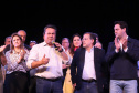 O governador Carlos Massa Ratinho Junior esteve nesta quarta-feira (15) em Campo Mourão e confirmou recursos para obras de infraestrutura urbana e compra de veículos, máquinas e equipamentos para 12 municípios do Noroeste do Paraná. Ele autorizou as licitações e homologações dos projetos da Secretaria de Estado do Desenvolvimento Urbano e Obras Públicas. Os investimentos somam R$ 8 milhões. Foto: Rodrigo Felix Leal/ANPr