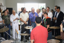 O governador Carlos Massa Ratinho Junior esteve nesta quinta-feira (17) na Apae de Maringá para conhecer as instalações e as atividades desenvolvidas no local. Acompanhado do secretário de Estado da Educação, Renato Feder, e do presidente da Federação das APAEs do do Paraná, Fernando Meneguetti, Ratinho Junior conheceu os projetos que atendem, mensalmente, 1.068 pessoas com deficiência.. Foto: José Fernando Ogura/ANPr