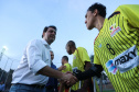 Moradores do Jardim Novo Oásis, em Maringá (Noroeste), ganharam nesta quinta-feira (16) um novo espaço de lazer. O governador Carlos Massa Ratinho Junior e o prefeito Ulisses Maia inauguraram a primeira de 30 unidade no município do programa Meu Campinho. Com 1,5 mil metros quadrados e investimento total de cerca de R$ 400 mil, o local conta com diversos aparelhos de lazer para pessoas de todas as idades.Foto: Rodrigo Felix Leal/ANPr