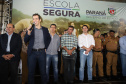 O governador Carlos Massa Ratinho Junior lançou nesta sexta-feira (17) o programa Escola Segura em Londrina, no Norte do Paraná. O colégio estadual Olympia Morais Tormenta, onde aconteceu a solenidade, e outras 17 escolas estaduais do município contam agora com policiais militares que atuarão diariamente para reforçar a segurança no período de aulas. Foto: Rodrigo Felix Leal/ANPr