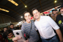 O governador Carlos Massa Ratinho Junior lançou nesta sexta-feira (17) o programa Escola Segura em Londrina, no Norte do Paraná. O colégio estadual Olympia Morais Tormenta, onde aconteceu a solenidade, e outras 17 escolas estaduais do município contam agora com policiais militares que atuarão diariamente para reforçar a segurança no período de aulas. Foto: Rodrigo Felix Leal/ANPr