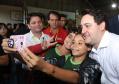 O governador Carlos Massa Ratinho Junior lançou nesta sexta-feira (17) o programa Escola Segura em Londrina, no Norte do Paraná. O colégio estadual Olympia Morais Tormenta, onde aconteceu a solenidade, e outras 17 escolas estaduais do município contam agora com policiais militares que atuarão diariamente para reforçar a segurança no período de aulas. Foto: Rodrigo Felix Leal/ANPr