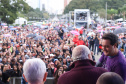 O governador Carlos Massa Ratinho Junior participou neste sábado (18), em Curitiba, da 25ª Marcha para Jesus, evento que reuniu cerca de 200 mil pessoas, de acordo com a organização. Foto: Rodrigo Felix Leal/ANPr