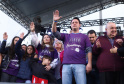 O governador Carlos Massa Ratinho Junior participou neste sábado (18), em Curitiba, da 25ª Marcha para Jesus, evento que reuniu cerca de 200 mil pessoas, de acordo com a organização. Foto: Rodrigo Felix Leal/ANPr