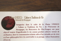 Cave Colinas de Pedra, em Piraquara. N/F: livro francês onde foi publicado artigo sobre a Cave.Piraquara, 30-04-19.Foto: Arnaldo Alves / ANPr.