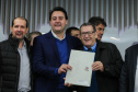 O governador Carlos Massa Ratinho Junior se reúne com prefeitos na sede da Associação dos Municípios do Oeste do Paraná (Amop) em Cascavel nesta sexta-feira (24), para confirmar recursos do Estado para investimentos nos municípios. No mesmo encontro são anunciados investimentos que a Copel fará na região Oeste nos próximos três anos. Cascavel, 24/05/2019 - Foto: Geraldo Bubniak/ANPr