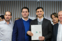 O governador Carlos Massa Ratinho Junior se reúne com prefeitos na sede da Associação dos Municípios do Oeste do Paraná (Amop) em Cascavel nesta sexta-feira (24), para confirmar recursos do Estado para investimentos nos municípios. No mesmo encontro são anunciados investimentos que a Copel fará na região Oeste nos próximos três anos. Cascavel, 24/05/2019 - Foto: Geraldo Bubniak/ANPr