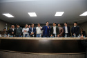 O governador Carlos Massa Ratinho Junior se reúne com prefeitos na sede da Associação dos Municípios do Oeste do Paraná (Amop) em Cascavel nesta sexta-feira (24), para confirmar recursos do Estado para investimentos nos municípios. No mesmo encontro são anunciados investimentos que a Copel fará na região Oeste nos próximos três anos. Cascavel, 24/05/2019 - Foto: Geraldo Bubniak/ANPr