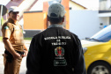 Uma grande mobilização de conscientização sobre segurança no trânsito foi desencadeada pela Polícia Militar nesta segunda-feira (27), Dia Estadual de Prevenção a Acidentes de Trânsito, por conta das atividades educativas da campanha Maio Amarelo. As equipes policiais abordaram motoristas, pedestres e ciclista, com apoio de voluntários de entidades e órgãos ligados ao trânsito nas principais cidades do Paraná.  Curitiba, 27/05/2019  -  Foto: Soldado Amanda Morais
