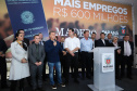 O Grupo Madero confirmou nesta quarta-feira (29), em cerimônia no Palácio Iguaçu, investimentos de R$ 600 milhões na ampliação das operações da empresa em Ponta Grossa, na região dos Campos Gerais. O anúncio foi feito pelo presidente do Grupo, Júnior Durski, ao lado do governador Carlos Massa Ratinho Junior e do apresentador Luciano Huck, sócio do empreendimento.  -  Curitiba, 29/05/2019  -  Foto: Rodrigo Félix Leal/ANPr