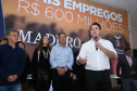 O Grupo Madero confirmou nesta quarta-feira (29), em cerimônia no Palácio Iguaçu, investimentos de R$ 600 milhões na ampliação das operações da empresa em Ponta Grossa, na região dos Campos Gerais. O anúncio foi feito pelo presidente do Grupo, Júnior Durski, ao lado do governador Carlos Massa Ratinho Junior e do apresentador Luciano Huck, sócio do empreendimento.  -  Curitiba, 29/05/2019  -  Foto: Rodrigo Félix Leal/ANPr