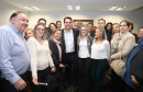 O governador Carlos Massa Ratinho Junior e o secretário Beto Preto assinaram nesta segunda-feira (3) a liberação de R$ 20 milhões para 19 consórcios intermunicipais de saúde. Os benefícios vão chegar a 335 municípios do Estado. No mesmo ato, eles autorizaram a licitação das obras do Centro de Especialidades de Jacarezinho, no Norte Pioneiro, no valor de R$ 9,1 milhões. - Curitiba, 03/06/2019 - Foto: Rodrigo Félix Leal/ANPr