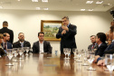 O governador Carlos Massa Ratinho Junior e o secretário Beto Preto assinaram nesta segunda-feira (3) a liberação de R$ 20 milhões para 19 consórcios intermunicipais de saúde. Os benefícios vão chegar a 335 municípios do Estado. No mesmo ato, eles autorizaram a licitação das obras do Centro de Especialidades de Jacarezinho, no Norte Pioneiro, no valor de R$ 9,1 milhões.  -  Curitiba, 03/06/2019  -  Foto: Gilson Abreu/ANPr