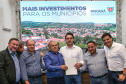 Governador Carlos Massa Ratinho Junior se reúne em Irati com os prefeitos do Centro-Sul do Paraná, e repassa recursos para investimentos em diversos municípios da região. O secretário do Desenvolvimento Urbano e Obras Públicas, João Carlos Ortega, também participa do encontro. - Irati, 07/06/2019 - Foto: Geraldo Bubniak/ANPr