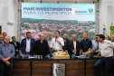 Governador Carlos Massa Ratinho Junior se reúne em Irati com os prefeitos do Centro-Sul do Paraná, e repassa recursos para investimentos em diversos municípios da região. O secretário do Desenvolvimento Urbano e Obras Públicas, João Carlos Ortega, também participa do encontro. - Irati, 07/06/2019 - Foto: Geraldo Bubniak/ANPr