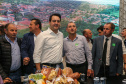 Governador Carlos Massa Ratinho Junior se reúne em Irati com os prefeitos do Centro-Sul do Paraná, e repassa recursos para investimentos em diversos municípios da região. O secretário do Desenvolvimento Urbano e Obras Públicas, João Carlos Ortega, também participa do encontro. - Irati, 07/06/2019 - Foto: Geraldo Bubniak/ANPr