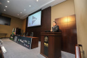 O controlador-geral do Estado, Raul Siqueira, na abertura dos painéis apresentando a recém-aprovada Lei Estadual, que regulamenta o Programa de Integridade e Compliance, durante I Simpósio de Combate à Corrupção na Administração Pública na Sede da OAB em Curitiba.  Curitiba, 14/06/2019 -  Foto: Geraldo Bubniak/ANPr