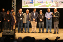 O Governo do Estado, por meio da Secretaria de Estado da Saúde, autorizou nesta sexta-feira (5), em evento no Conjunto Amadores de Teatro (CAT), em Jacarezinho, a construção do Centro Regional de Especialidades Médicas que vai atender 22 cidades do Norte Pioneiro e tem previsão de ficar pronto até o fim de 2020.Foto: José Fernando Ogura/ANPr