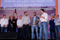 A primeira usina do Brasil de produção de biogás a partir do tratamento dos dejetos de suínos começou a funcionar no Paraná nesta quarta-feira (24), em Entre Rios do Oeste, na Região Oeste do Estado. O governador Carlos Massa Ratinho Junior inaugurou a unidade geradora cuja capacidade total é de 480 KW, transformando por dia 215 toneladas de um agente poluidor em energia limpa.  Foto: Rodrigo Felix Leal/ANPr