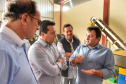Equipe da Secretaria de Estado do Desenvolvimento Sustentável e do Turismo se reuniu hoje (25), em Toledo, com prefeitos e lideranças da região Oeste para discutir a implantação do Consórcio Intermunicipal para Gestão e Tratamento de Resíduos Urbanos do Oeste do Paraná. A reunião aconteceu no auditório Acary de Oliveira, na sede da Prefeitura. Foto: Denis Ferreira Netto/SEDEST